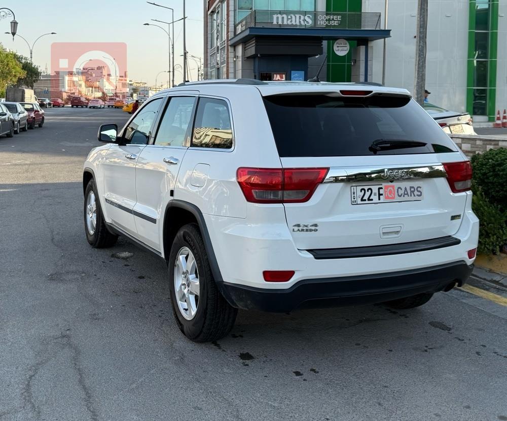 جيب جراند شيروكي